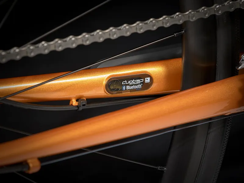 2022 Trek Domane AL 5 Disc Factory Orange and Lithium Grey